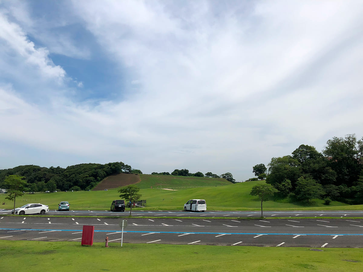 東京ドイツ村 園内の駐車場（開園時間ごろ）