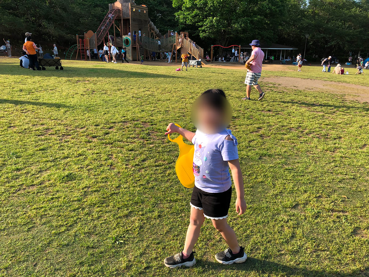 アンデルセン公園 ワンパク王国の遊具で遊ぶ様子