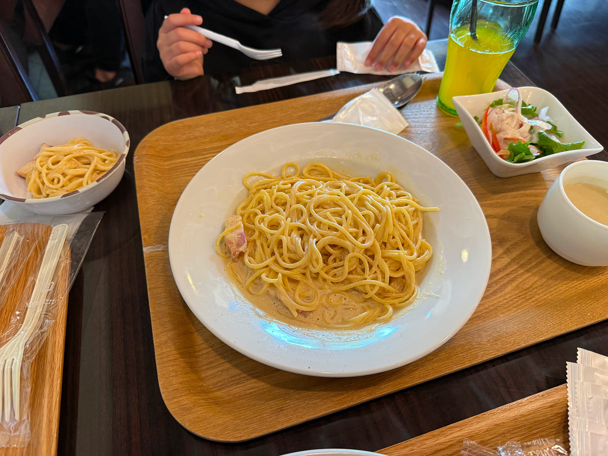 成田ゆめ牧場 チーズフォレストのカルボナーラ