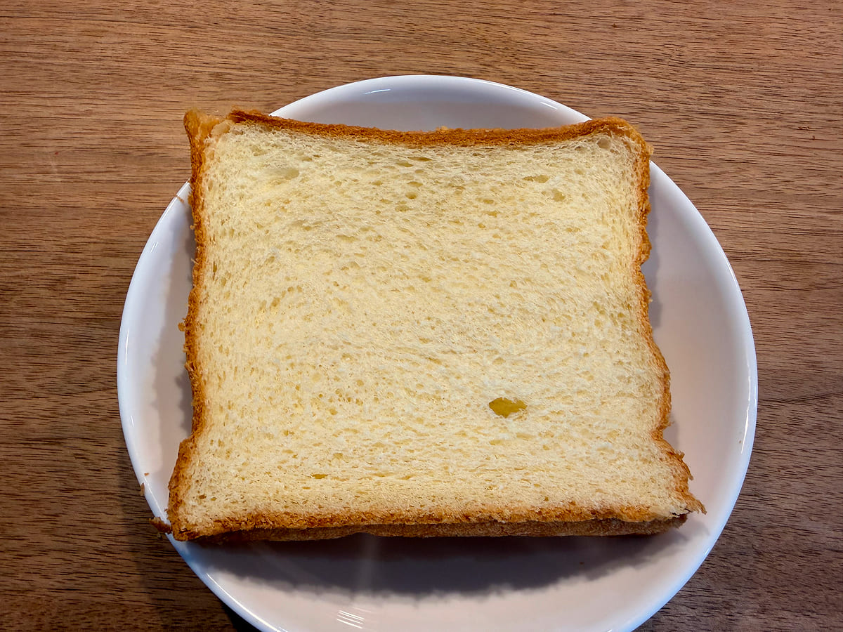 成田ゆめ牧場 お土産「過激な牛乳食パン」を実食