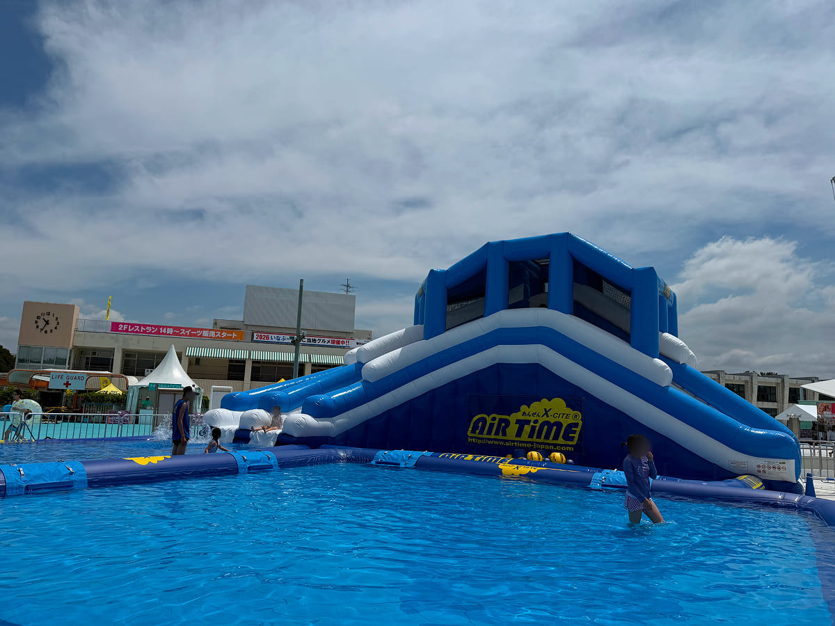 稲毛海浜公園プール 4歳以上が遊べるネプチューンチャレンジ