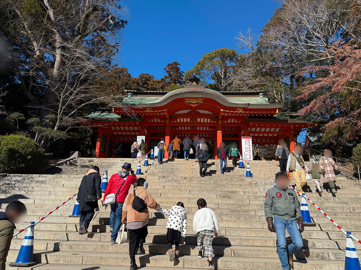 香取神宮 総門前の階段
