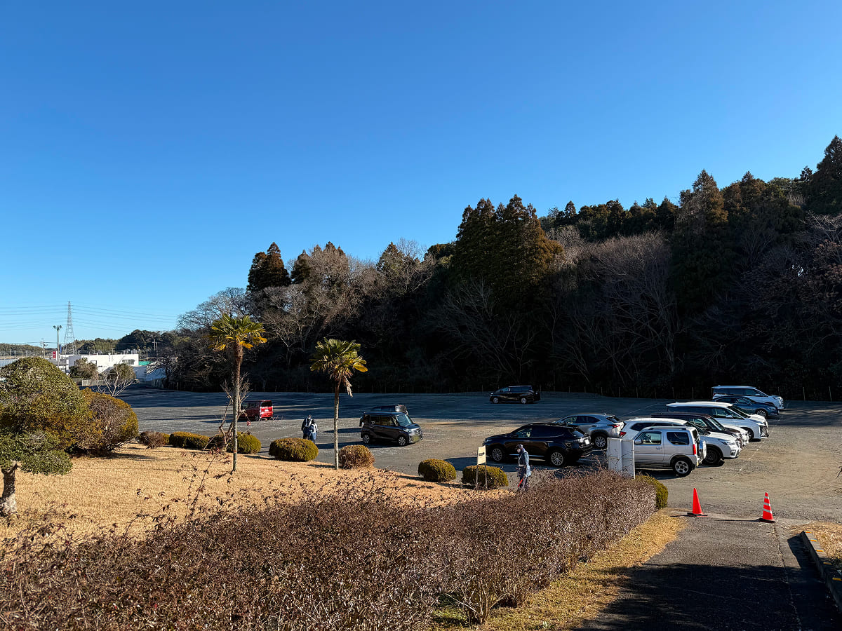 成田国際文化会館 駐車場