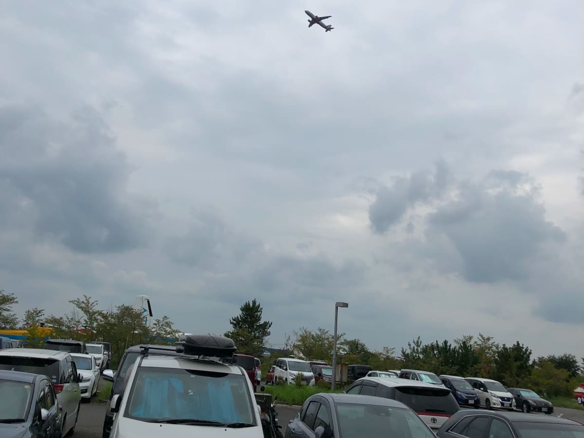 航空科学博物館 駐車場から見る飛行機