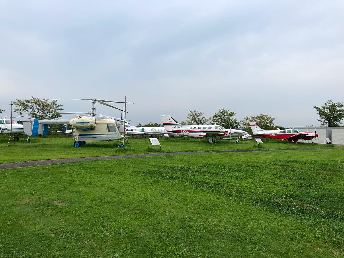 航空科学博物館 屋外展示エリアと芝生広場