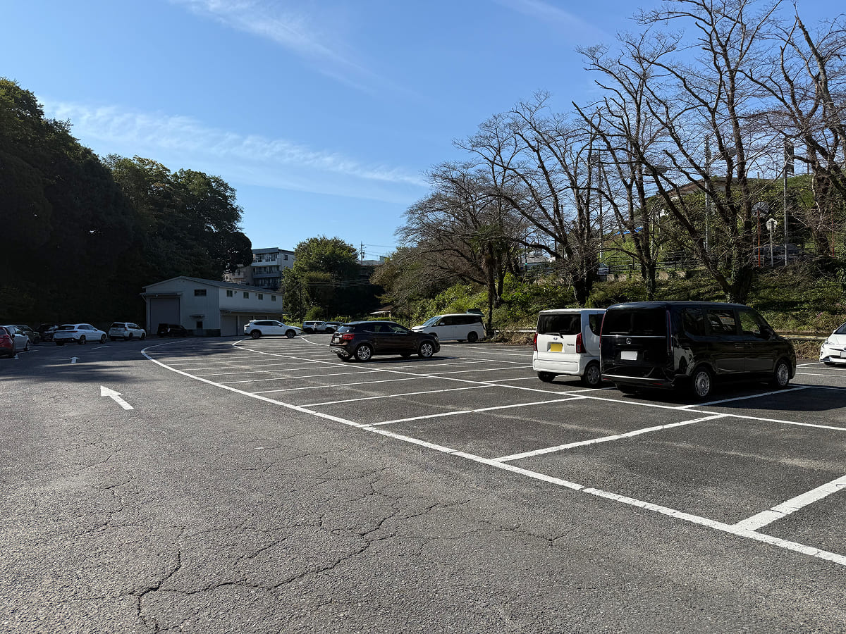 成田山新勝寺 10時前の弘恵会土屋駐車場の様子