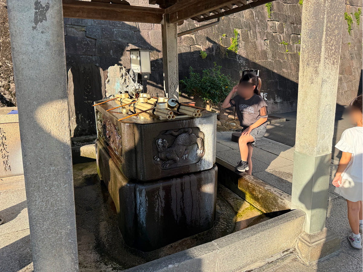 成田山新勝寺 手水舎