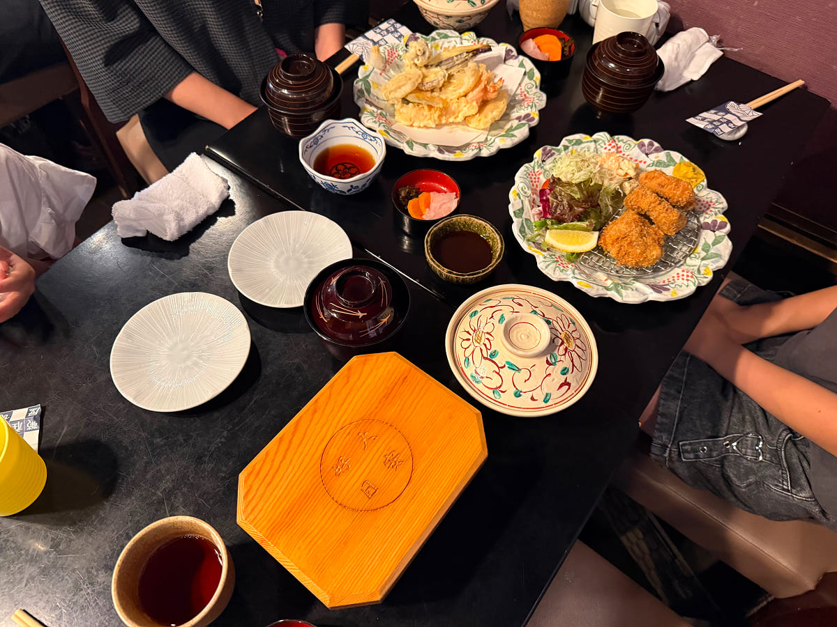 成田山参道 菊屋で我が家が注文した料理