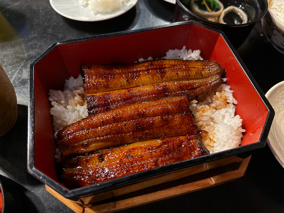 成田山のうなぎ料理（鰻重）